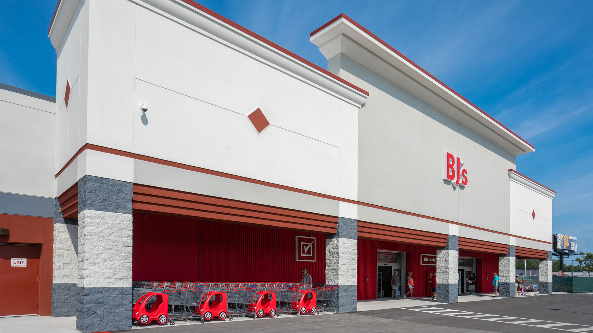 BJs Wholesale storefront